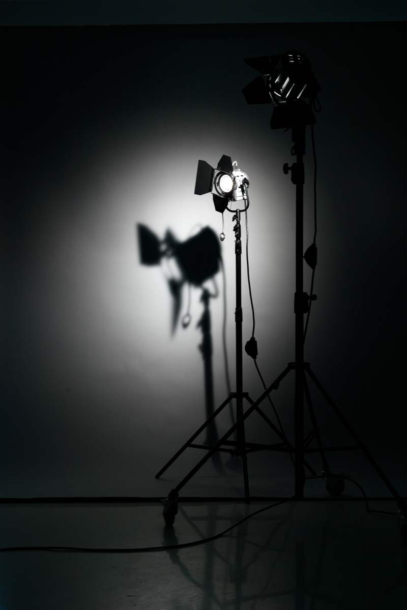 Filmgear использование постоянного света в студии