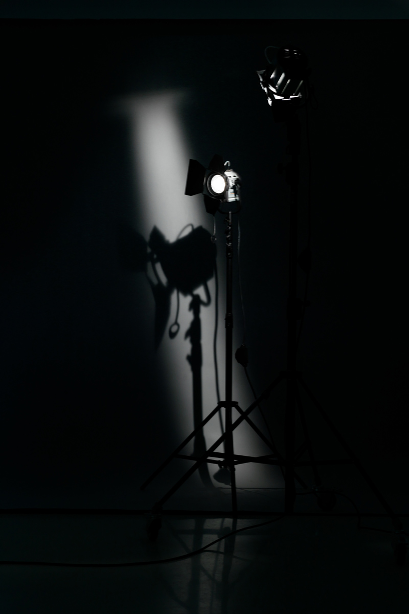 Filmgear использование постоянного света в студии